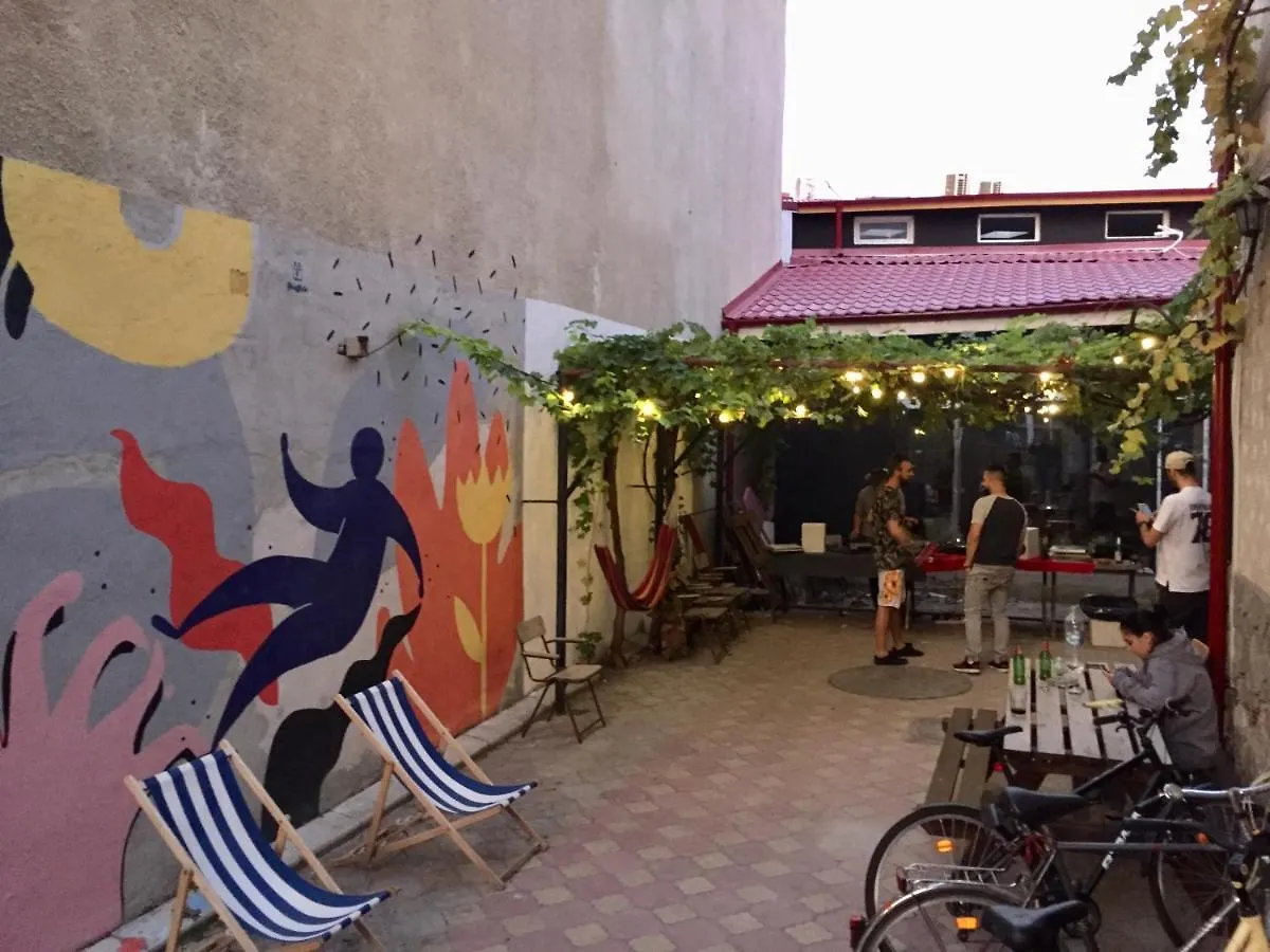 Vine 21 Co-Living Hotel Bucharest